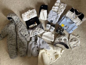 Lot 21 pièces bébé 1 mois vêtements + pyjamas