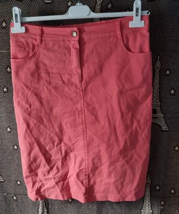 Jupe rose taille 40