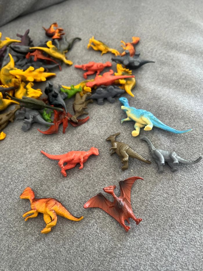 Figurine dinosaures - photo numéro 3