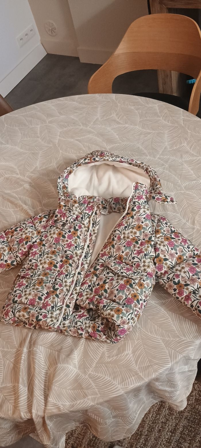 Manteau fille fleuri 2/3 ans