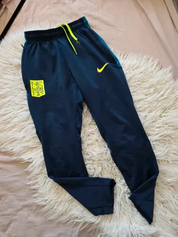 Bas jogging nike neymar