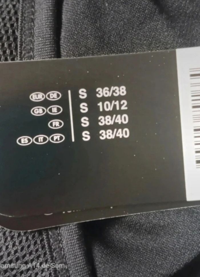 T-shirt femme marque crivit taille S - photo numéro 3