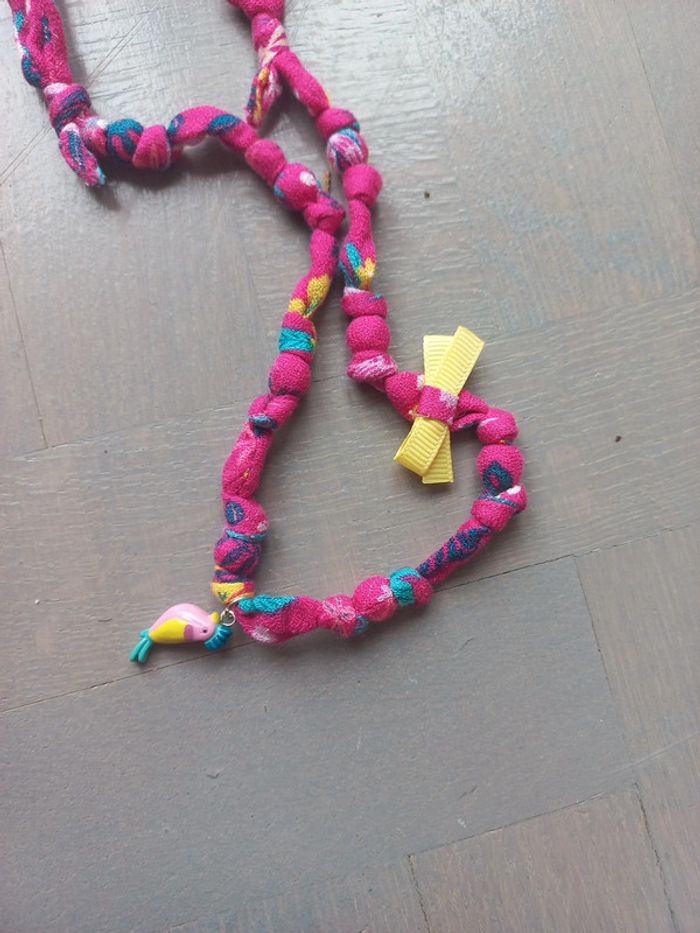 Collier coloré - photo numéro 2