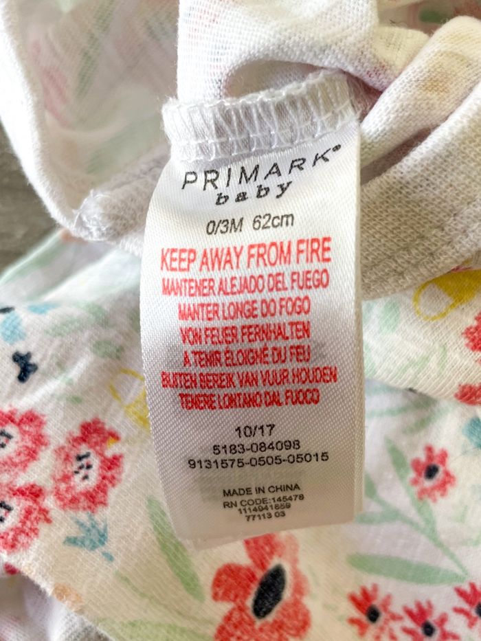 Body  à fleurs Primark bébé fille taille 0/3 mois - photo numéro 6