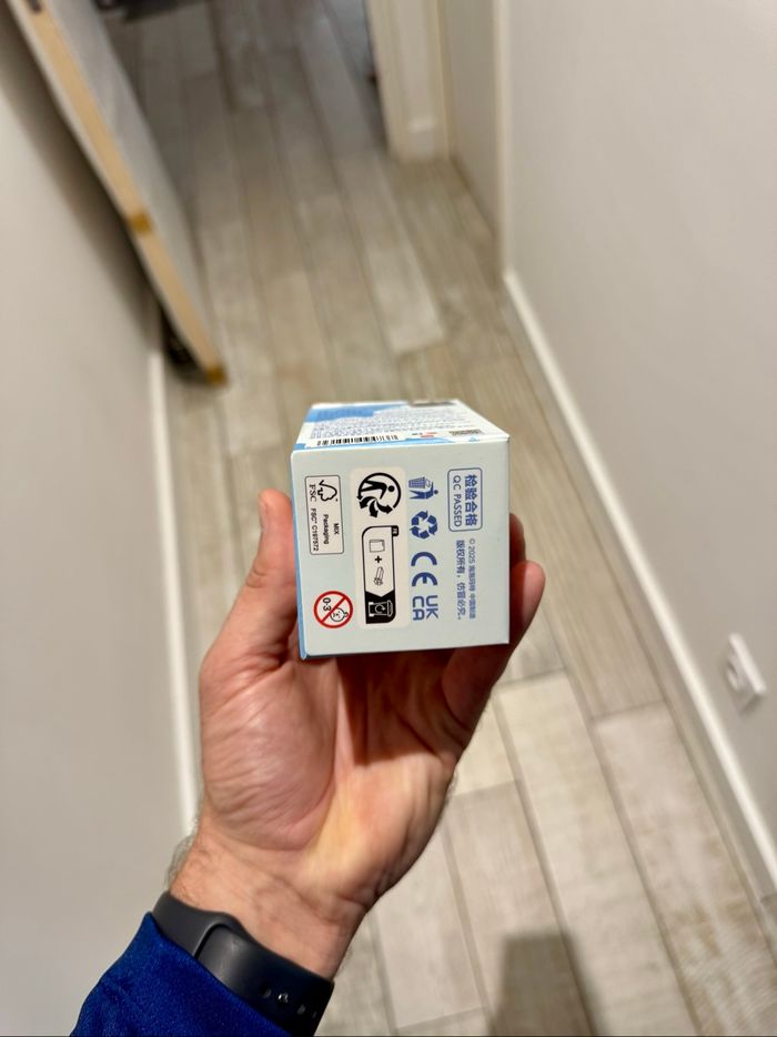 [NEUF] Popmart Labubu the monster pin for love séries - photo numéro 3