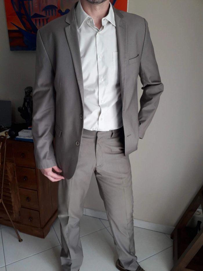 Costume gris Burton veste taille 54 pantalon 44
