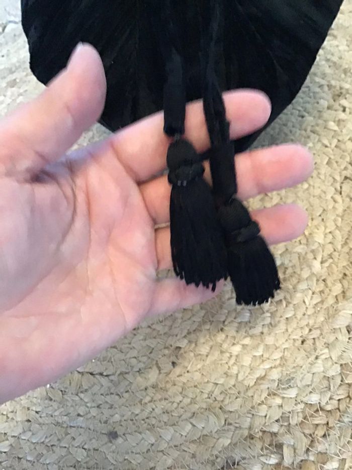 Très beau sac à mains noir forme bourse 21 cm de la marque André - photo numéro 3