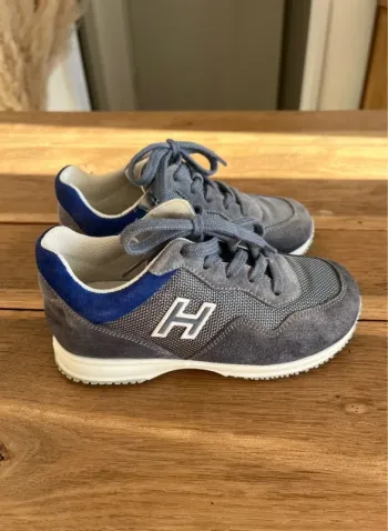 Baskets grises et bleues Hogan
