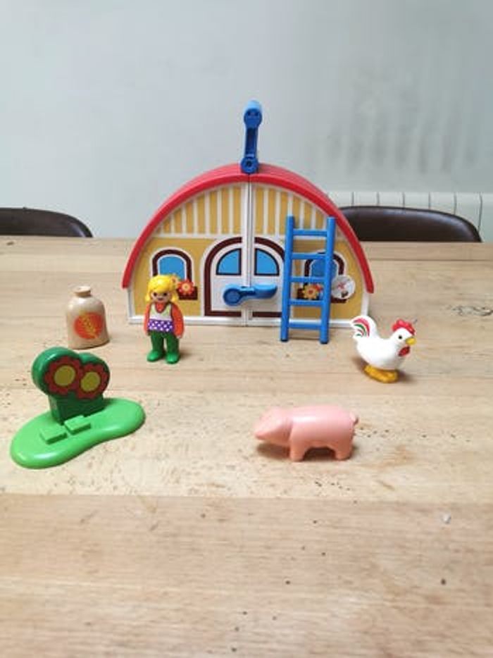 Ferme Playmobil portative