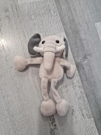 Peluche elephant