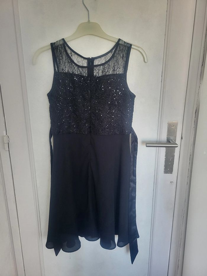 Robe noire strass et dentelle Taille 12 ans - photo numéro 2