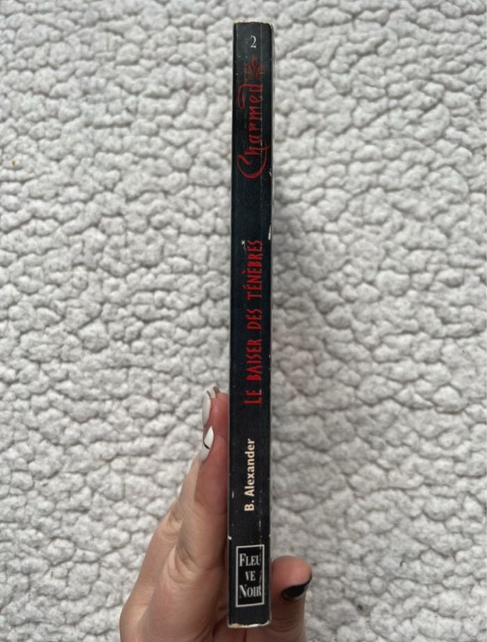 Roman de Charmed - Le baiser des ténèbres de Brandon Alexander - photo numéro 3