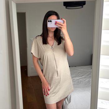 Robe beige à manches courtes Mango