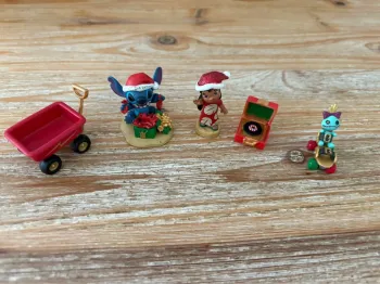 Lot figurines animators Lilo et stitch