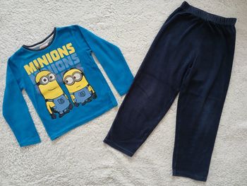Pyjama 2 pièces les minions taille 6 ans