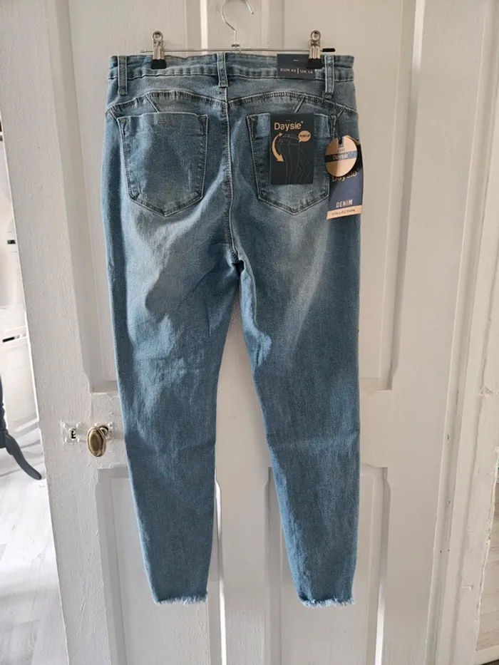 Jean push up T.42 - photo numéro 5