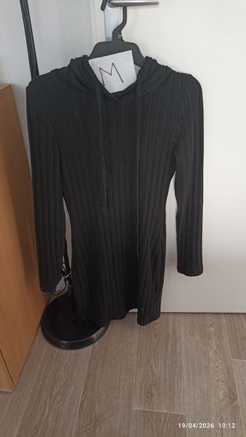 Robe droite à capuche noire M