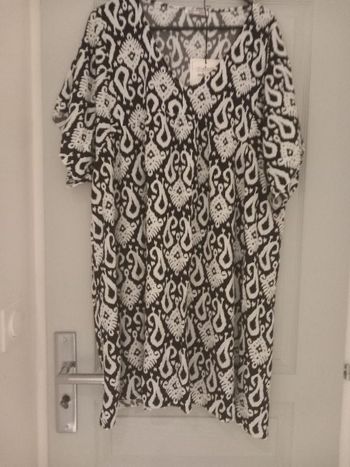 Robe noir et blanc