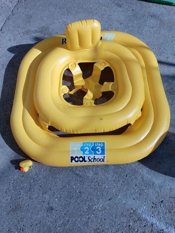 Bouée pour bébé BABY FLOAT 1