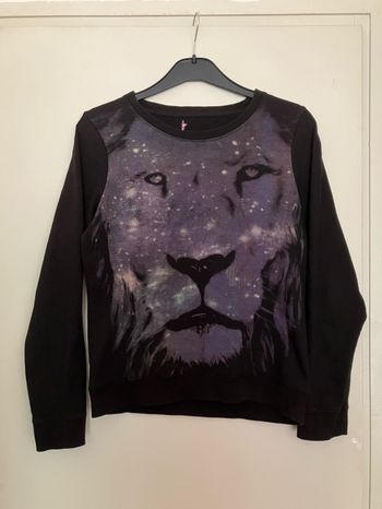 Sweat mi-saison Taille S ou 14/16 ans (1€)