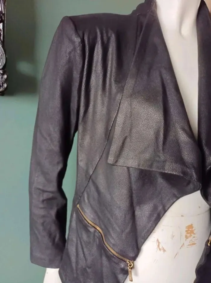Veste simili cuir noir 36 - photo numéro 4