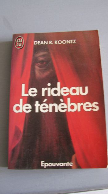 le rideau des ténebres
