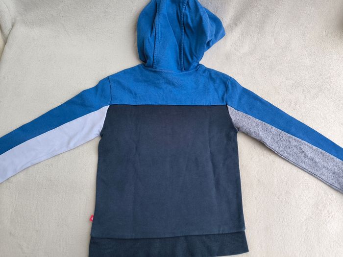 Pull à capuche garçon Okaïdi 8 ans - photo numéro 3