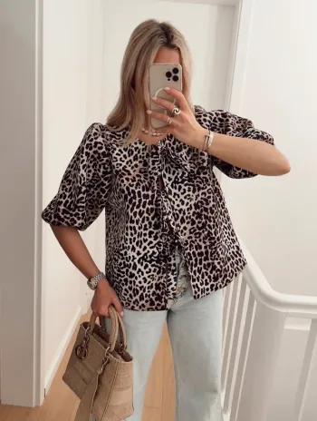 Blouse léopard tendance à noeuds