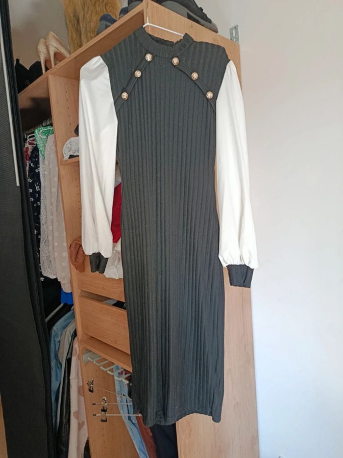 Robe noire