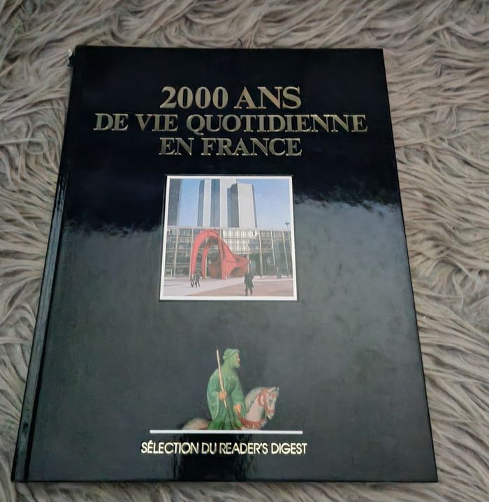 Livre 2000 ans de vie quotidienne en France