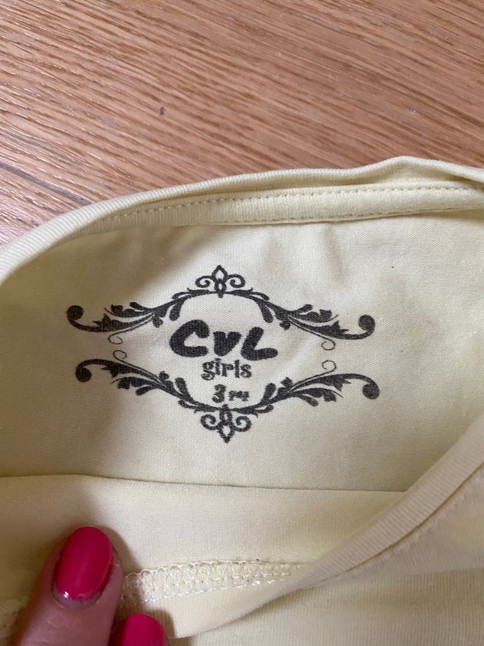 Teeshirt cvl 3 ans en tbe - photo numéro 3