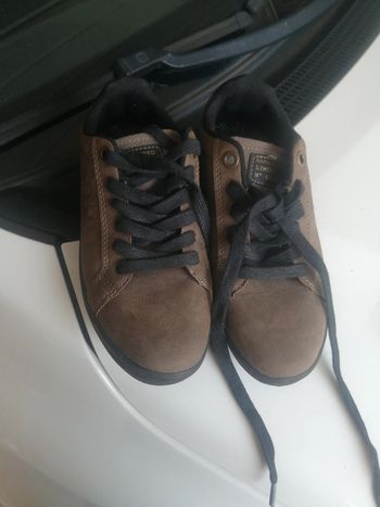 Chaussure garçon T. 36