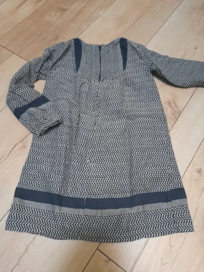 Robe bleue 5 ans - photo numéro 4
