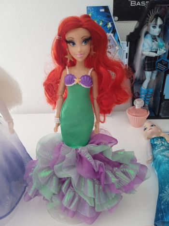 Poupée princesse Disney Ariel