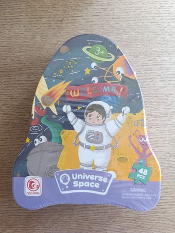 Puzzle universe space