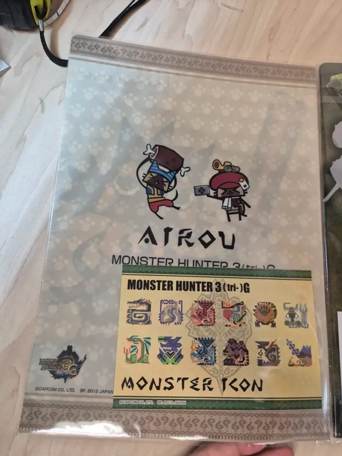 Set 2 pochettes à coin + Stickers Monster Hunter 3G - photo numéro 4