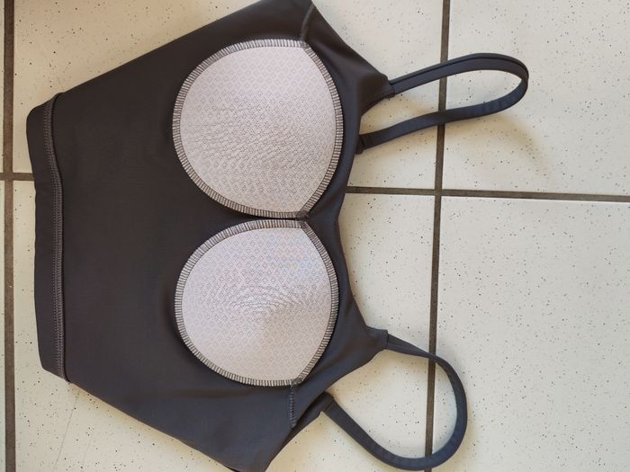 Lot de 3 débardeur femme. - photo numéro 2