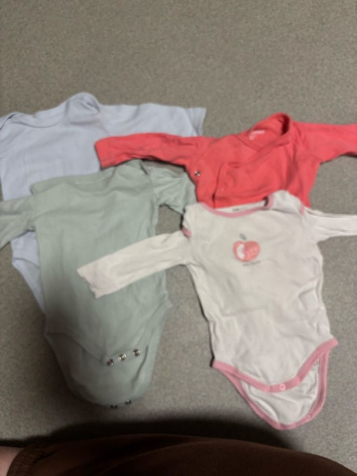 lots bodies 3 mois - photo numéro 2