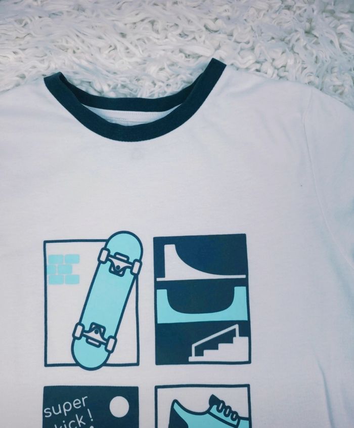 T-shirt manches courtes " Skate Park " blanc Garçon taille 10 ans marque Okaidi 🎸 - photo numéro 6