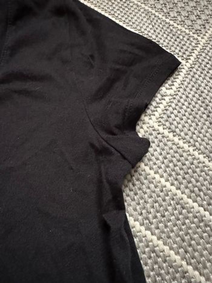 Top noir - photo numéro 3