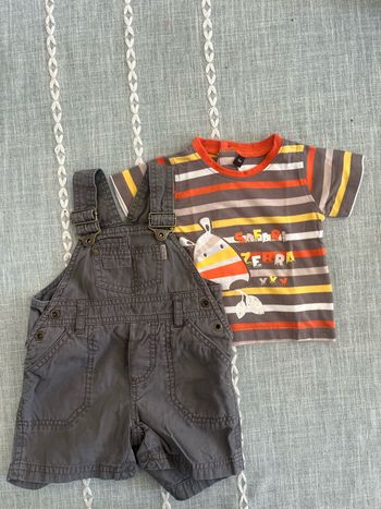 Tenue salopette + t-shirt