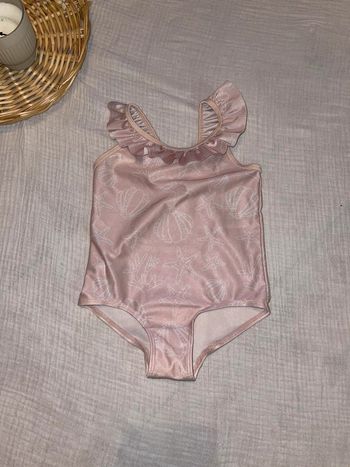 Maillot de bain rose imprimée coquillage
