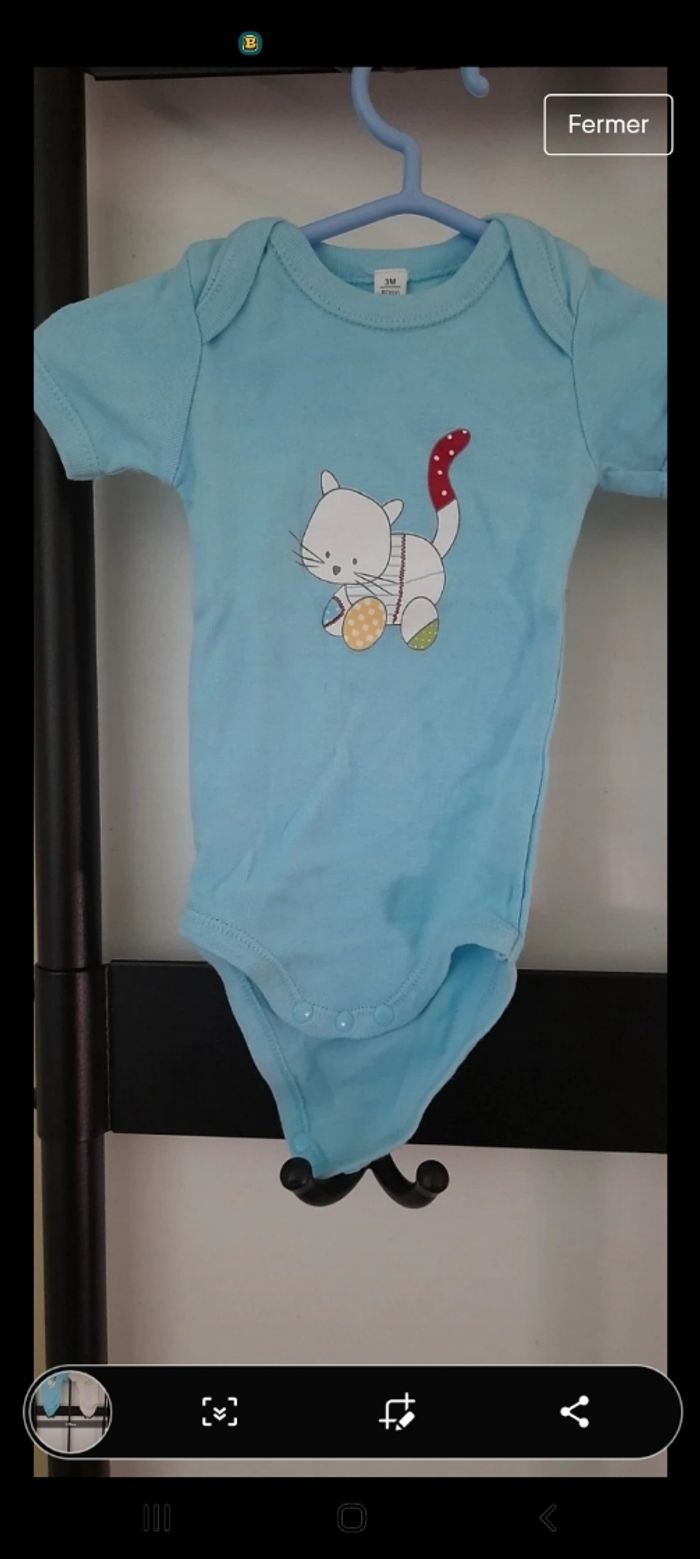 Lot de 2 bodies taille 3 Mois - photo numéro 2