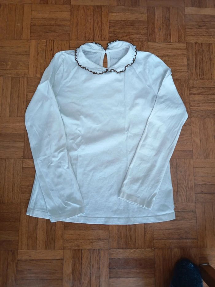 T-shirt manches longues avec colle bénitier cyrillus 10 ans