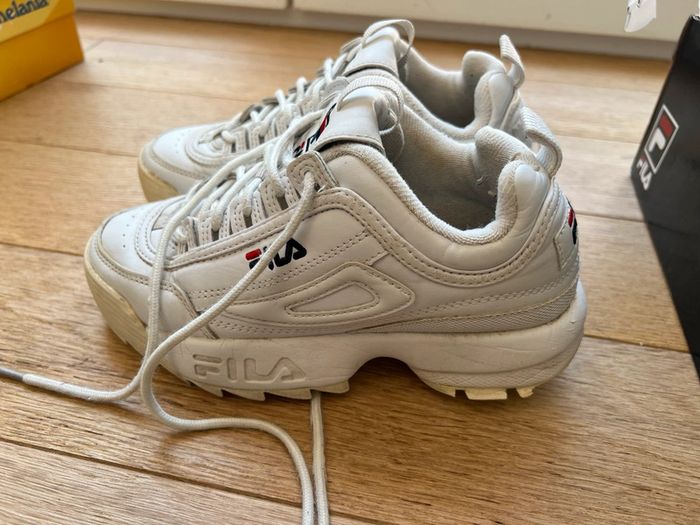 Chaussures FILA blanche Mixte Enfant Disruptor Kids Sneaker bon état 36 - photo numéro 9