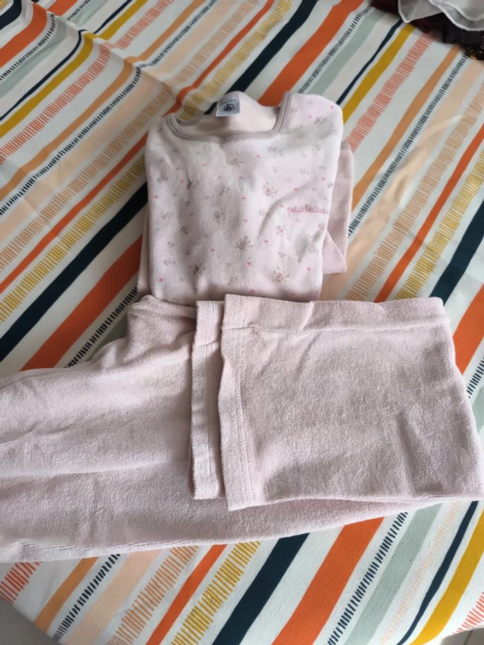 Lot de deux pyjamas 8 ans petit bateau et velours u - photo numéro 2