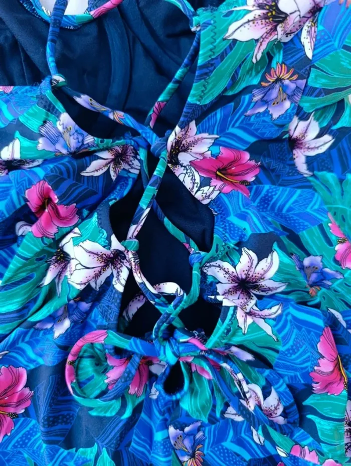 Maillot de bain une pièce RougeGorge neuf 90B fleur feuillage tropical lacets dos avec baleine - photo numéro 9