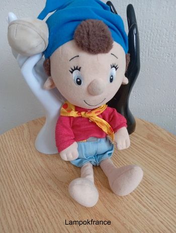 Peluche oui oui original satisfaisante 3€