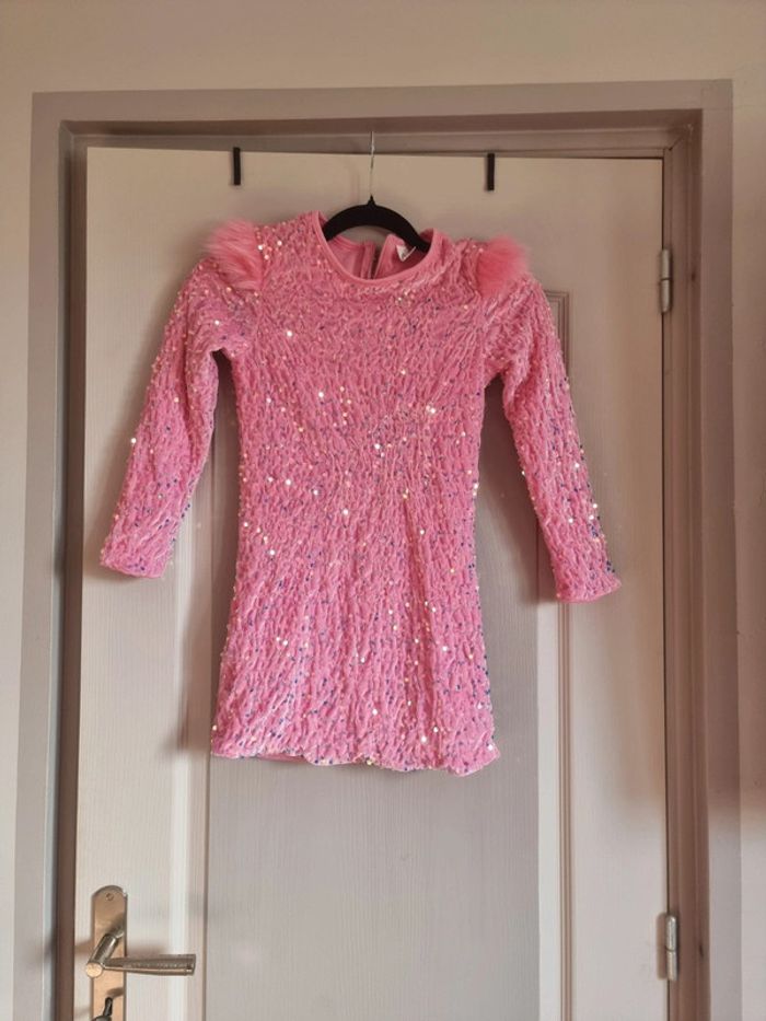 Robe rose