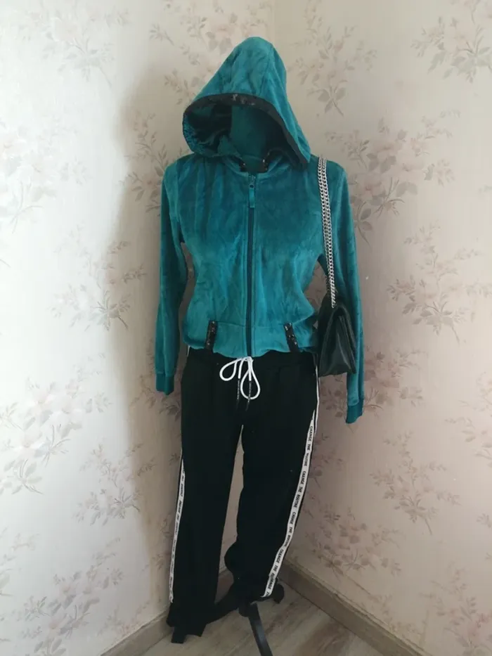 Veste turquoise à capuche en velours avec poches et strass / esmara / (S) - photo numéro 2
